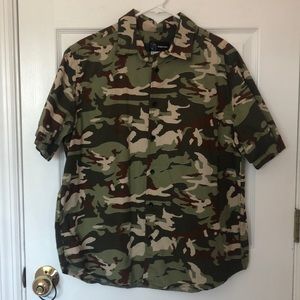 CAMO BUTTON DOWN SHIRT